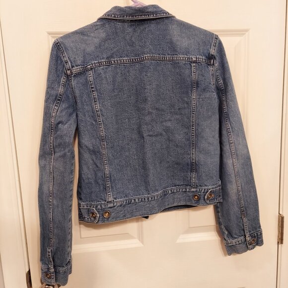 DKNY Women's Fitted Jean Denim Jacket Blue Washed Size Small Fitted - Picture 4 of 8